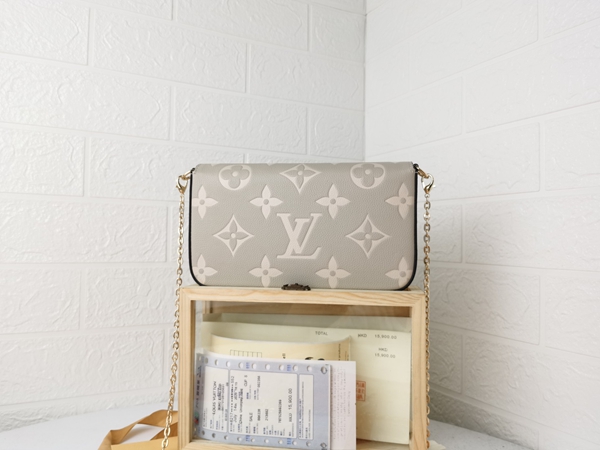 LVコピーウォレット側面デザイン